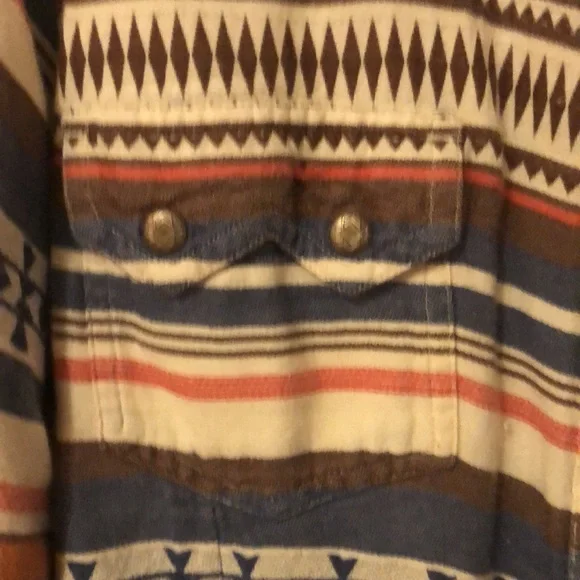 Ariat Real Tribal western wear, snap button down shirt XL - Picture 4 of 5